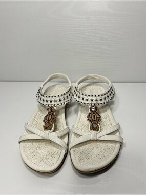 Alicegana Sandals Size 38 (US 7.5)